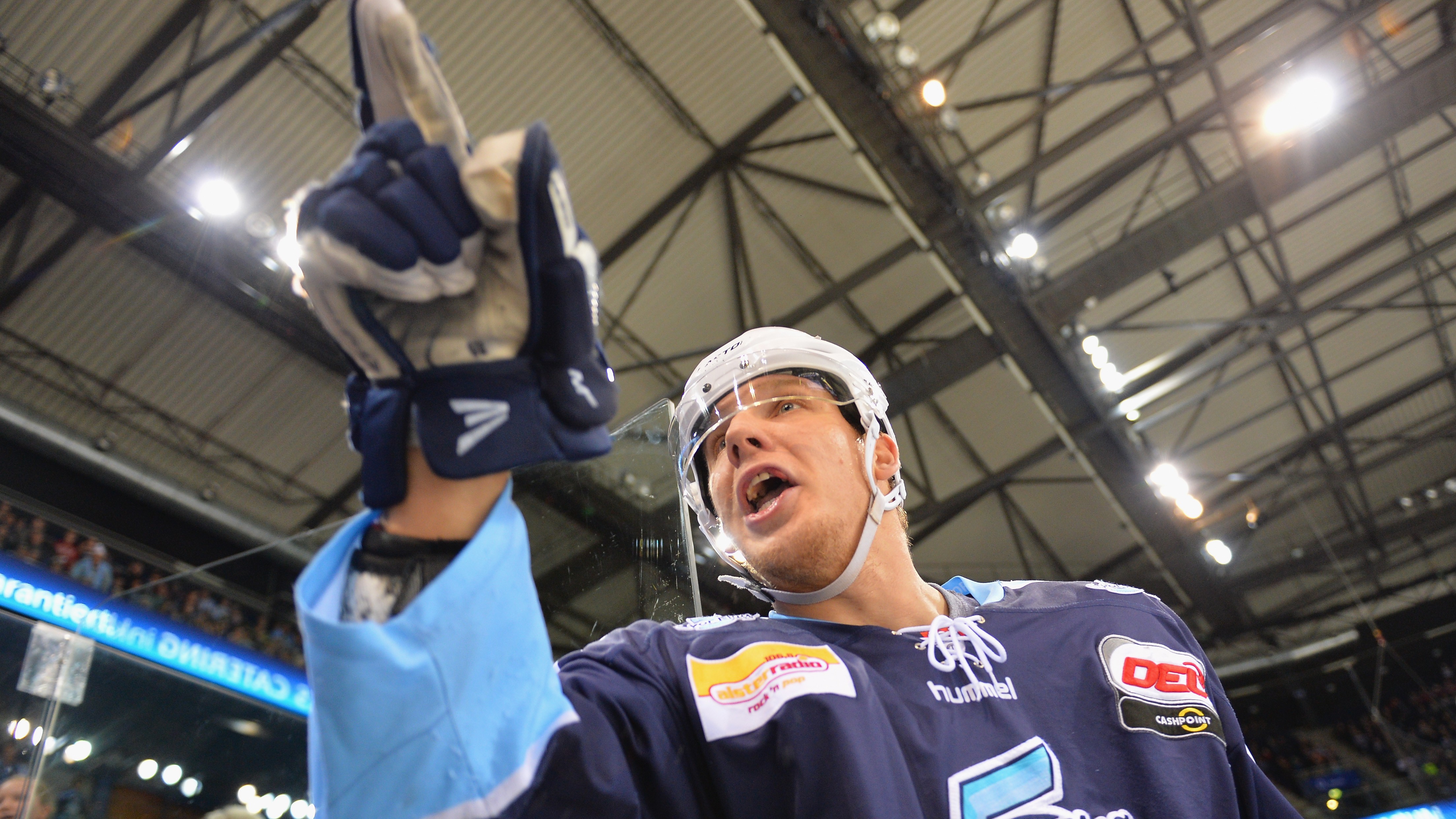 Hokej_David Wolf_Hamburg